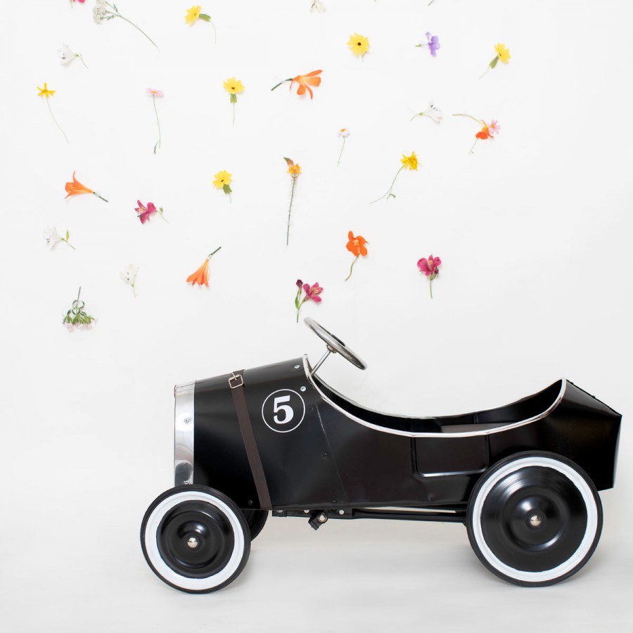 Auto a Pedal Bugatin Negro Tinplay