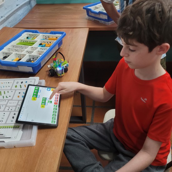 Taller de Robótica TecnoKids Lego WeDo en Alparamis Palermo