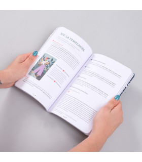 Magas Ilustradas Set Caja Libro Y Mazo Fera Design