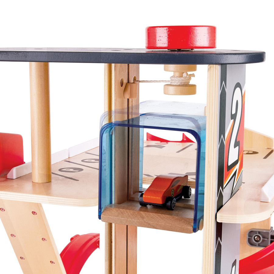 Garaje para Autos de Juguete con Saltos y Piruetas Hape