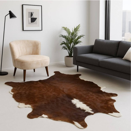 Cuero Vacuno Marrón y Blanco   1.80 m * 2.05 m