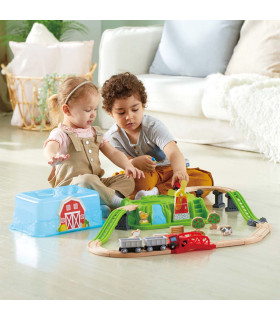 Set de Tren de Juguete en el Campo Hape