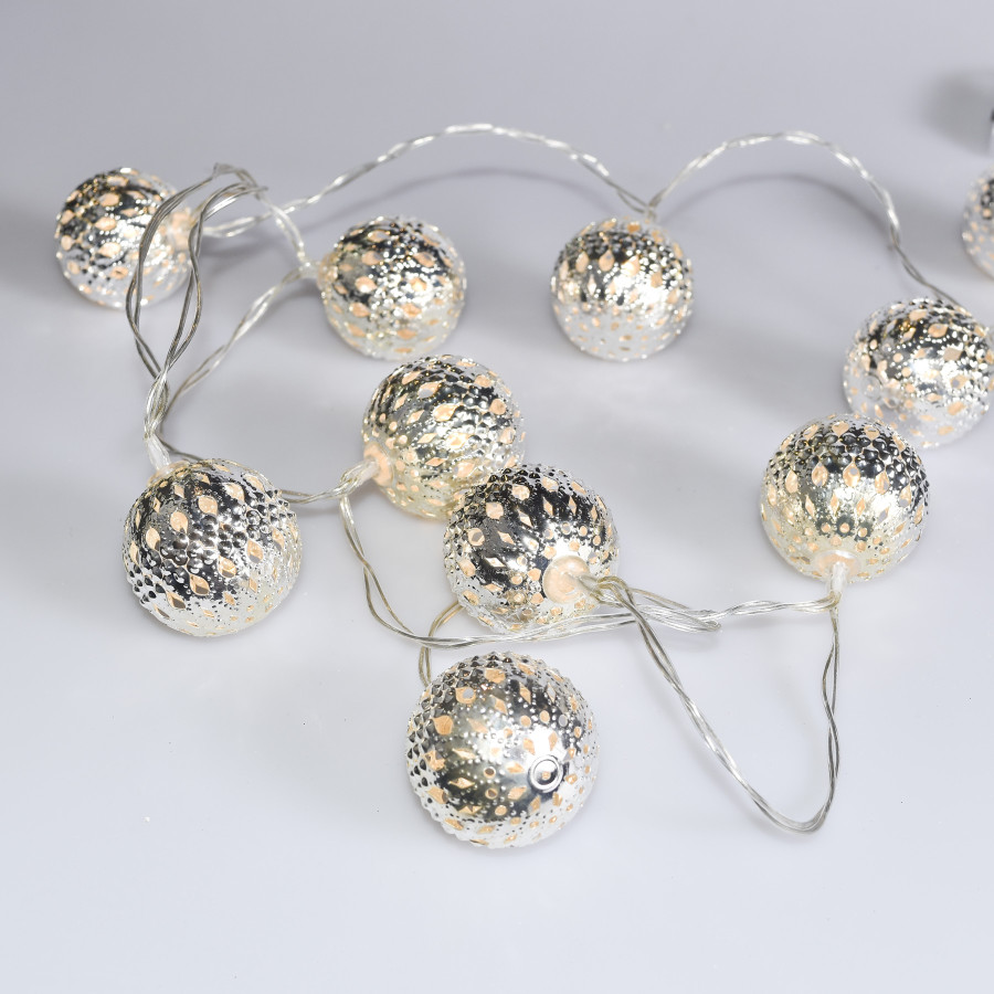 Guirnalda de 10 Bolas LED 4 cm Plateadas Alparamis