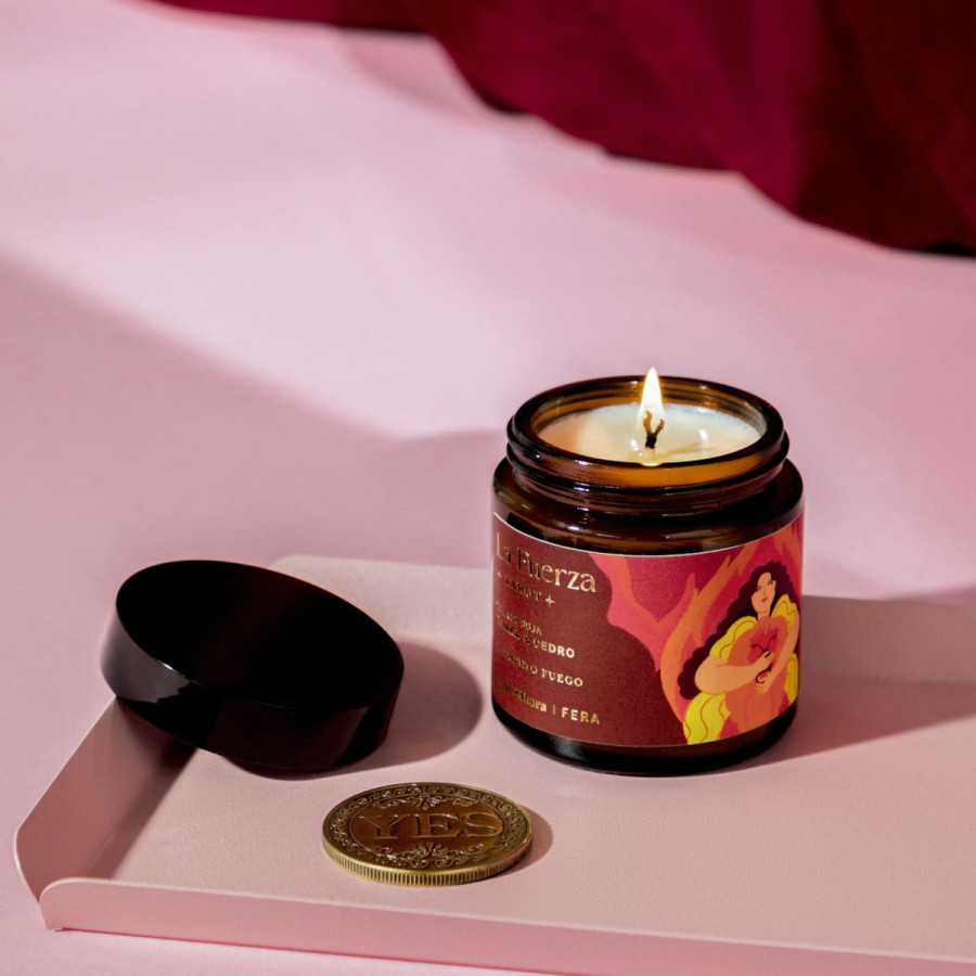 Vela petite La Fuerza - Tonka & cedro