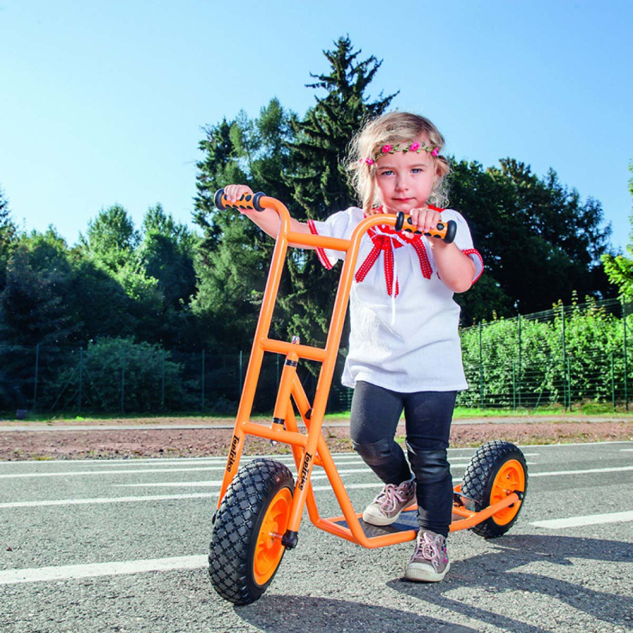 Monopatín TT Chico Beleduc Hape