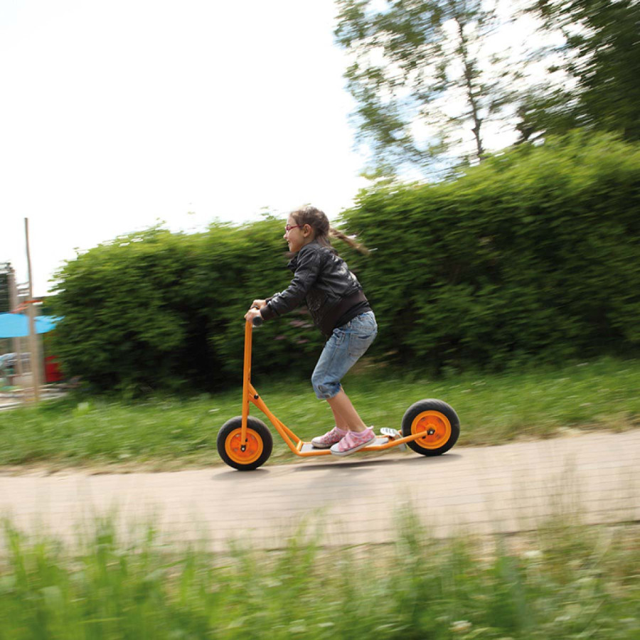 Monopatín TT Grande Beleduc Hape