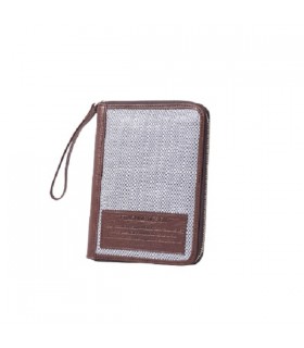 Porta Documentos Pehuenia por Fracking Design