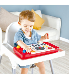 Estudio de DJ Mix and Spin Hape