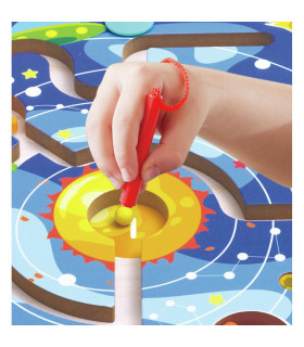 Laberinto Espacial y Tablero de Tangram Hape