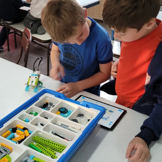 Taller de Robótica TecnoKids Lego Party en Alparamis Olivos